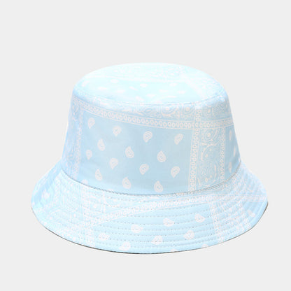 Chapeaux bobs à imprimé bandana en plusieurs couleurs